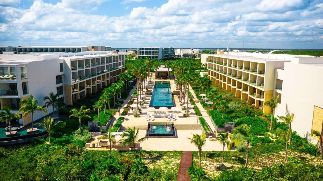 Family Selection At Grand Palladium Select Costa Mujeres Cancún Exterior foto